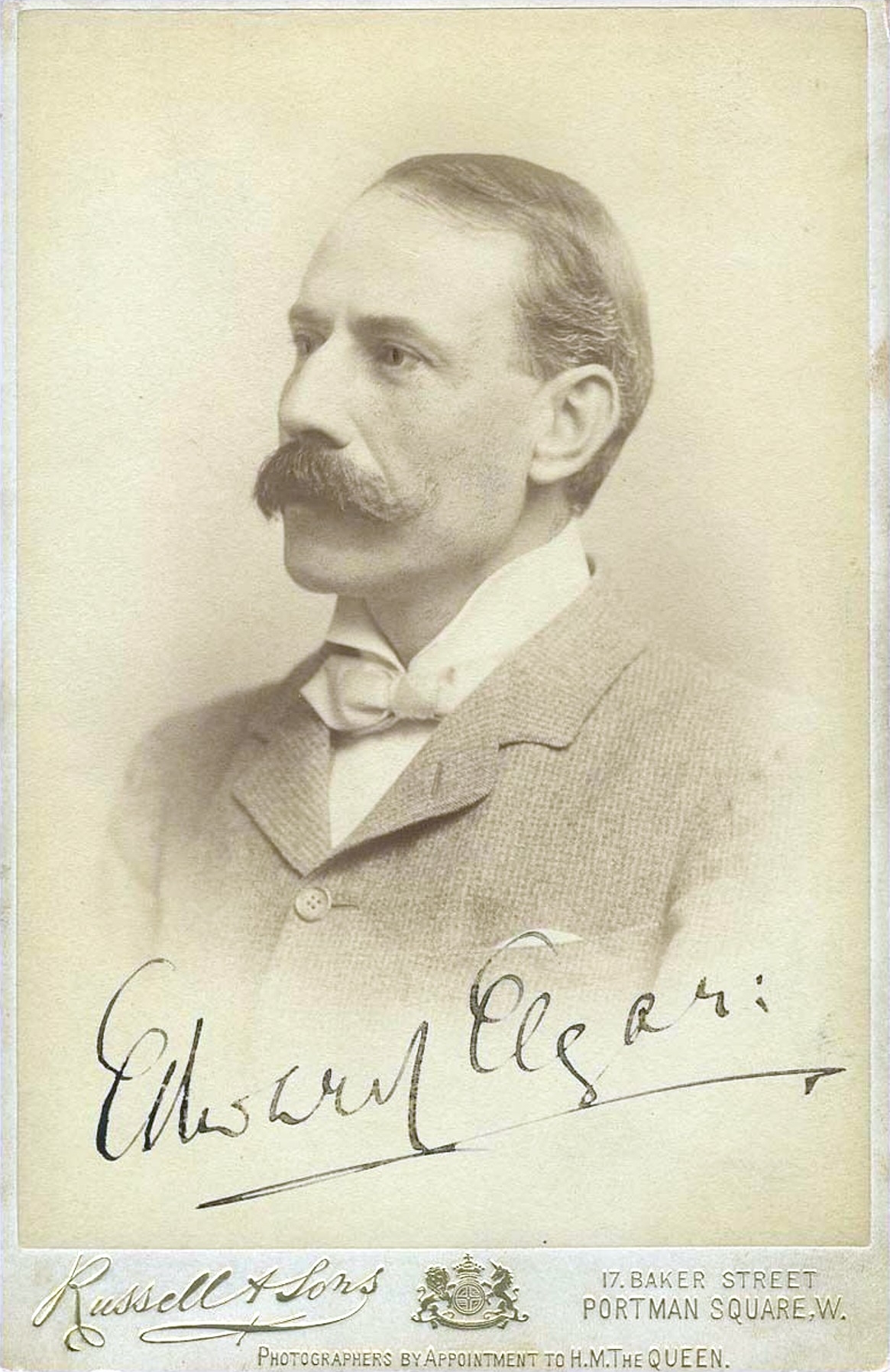 Edward ELGAR en 1904, cliquer pour une vue agrandie